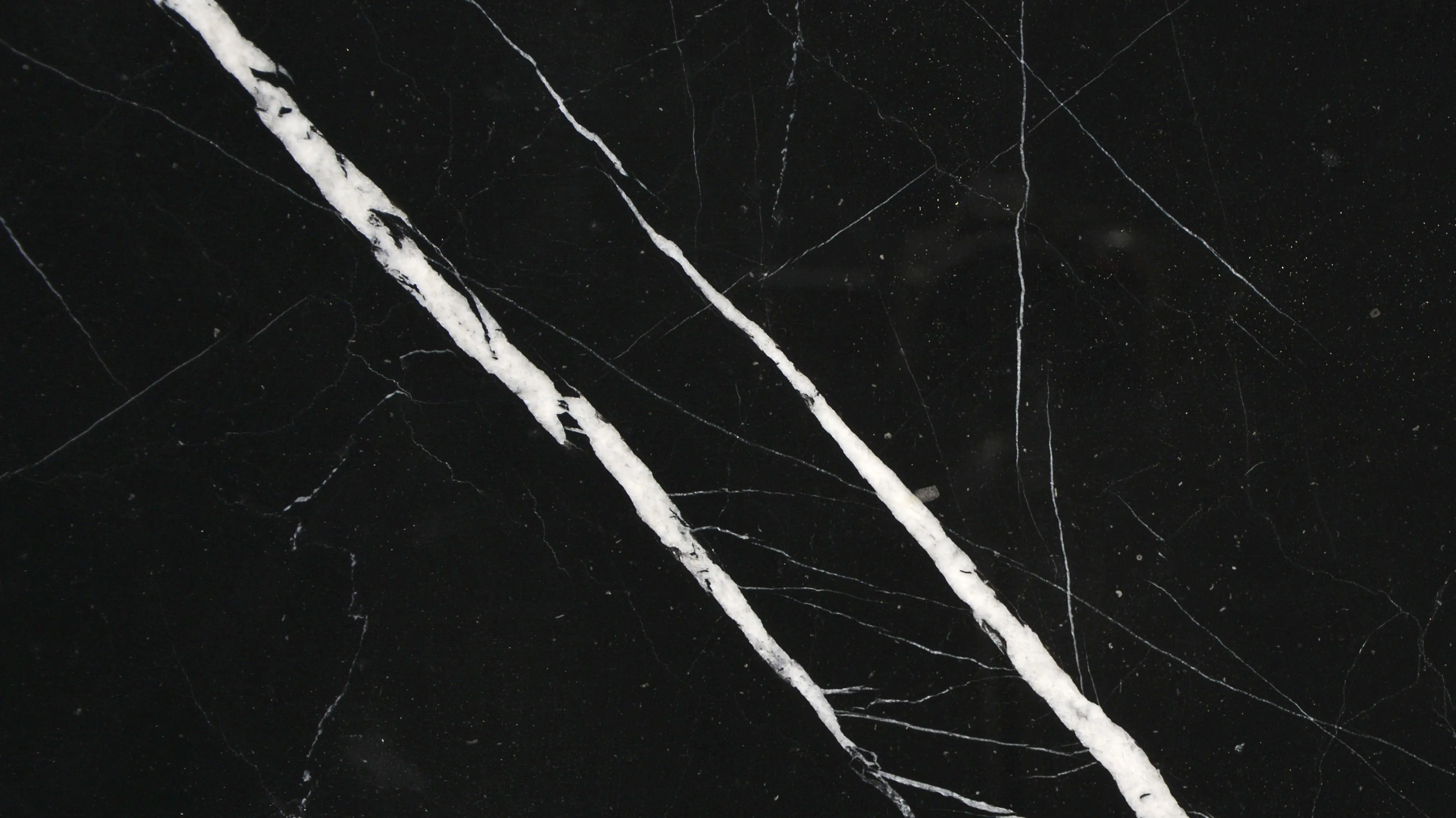 BLACK MARQUINA MARBLE